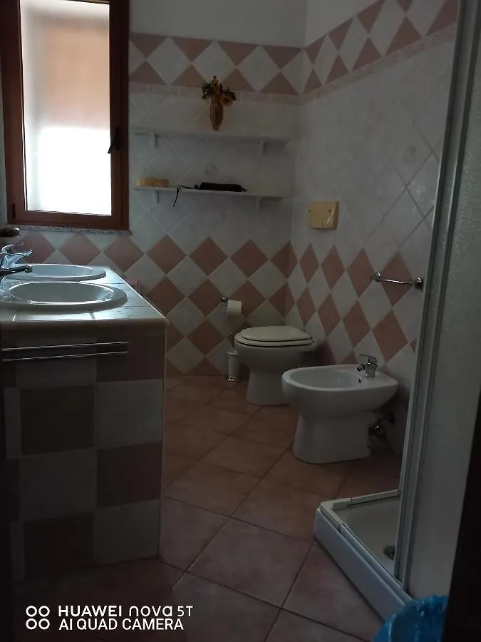 Bed and Breakfast L'Abete Guspini 0*,